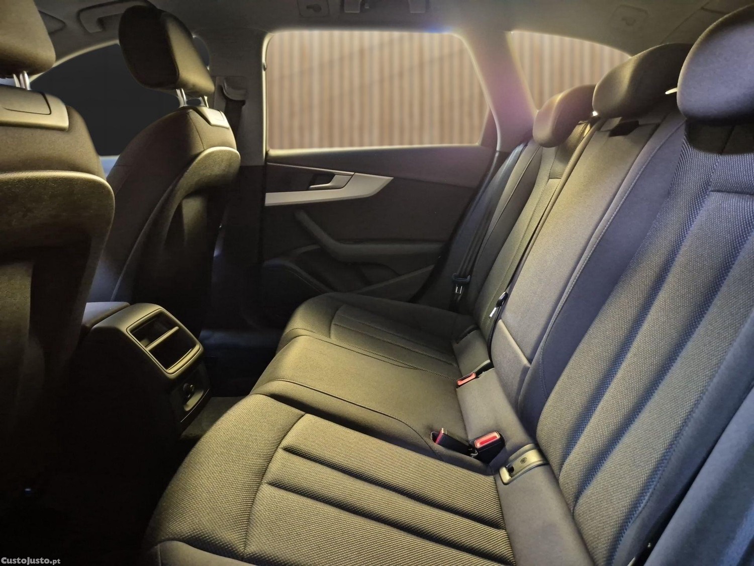 Audi A4 Avant — fotografia 2