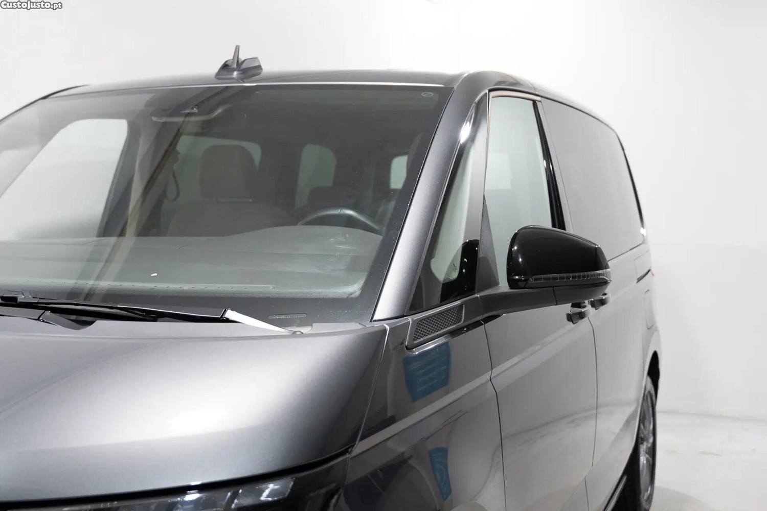 VW Multivan 2.0 TDI Life DSG - 24 — photo 5