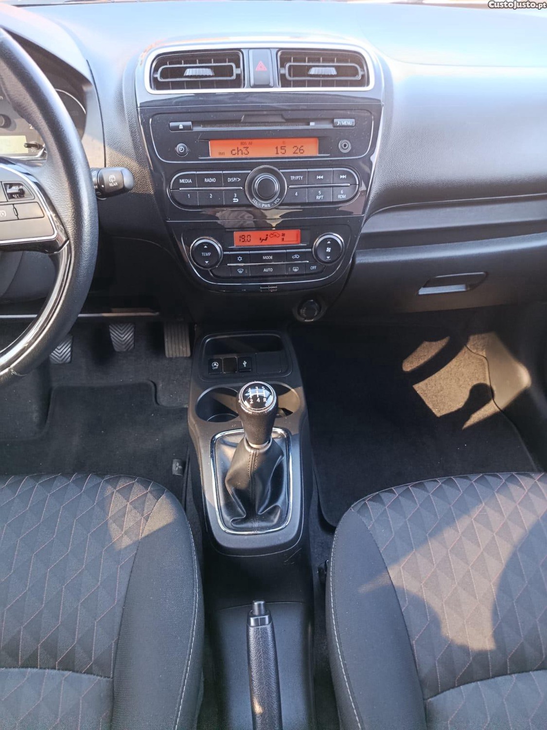 Mitsubishi Space Star 1.2 CONNECT EDITION — fotografia 6