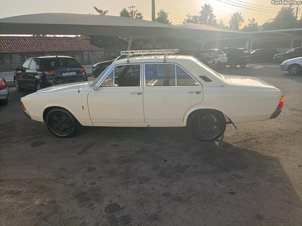 Ford Taunus 2.0 V6 — fotografia 3