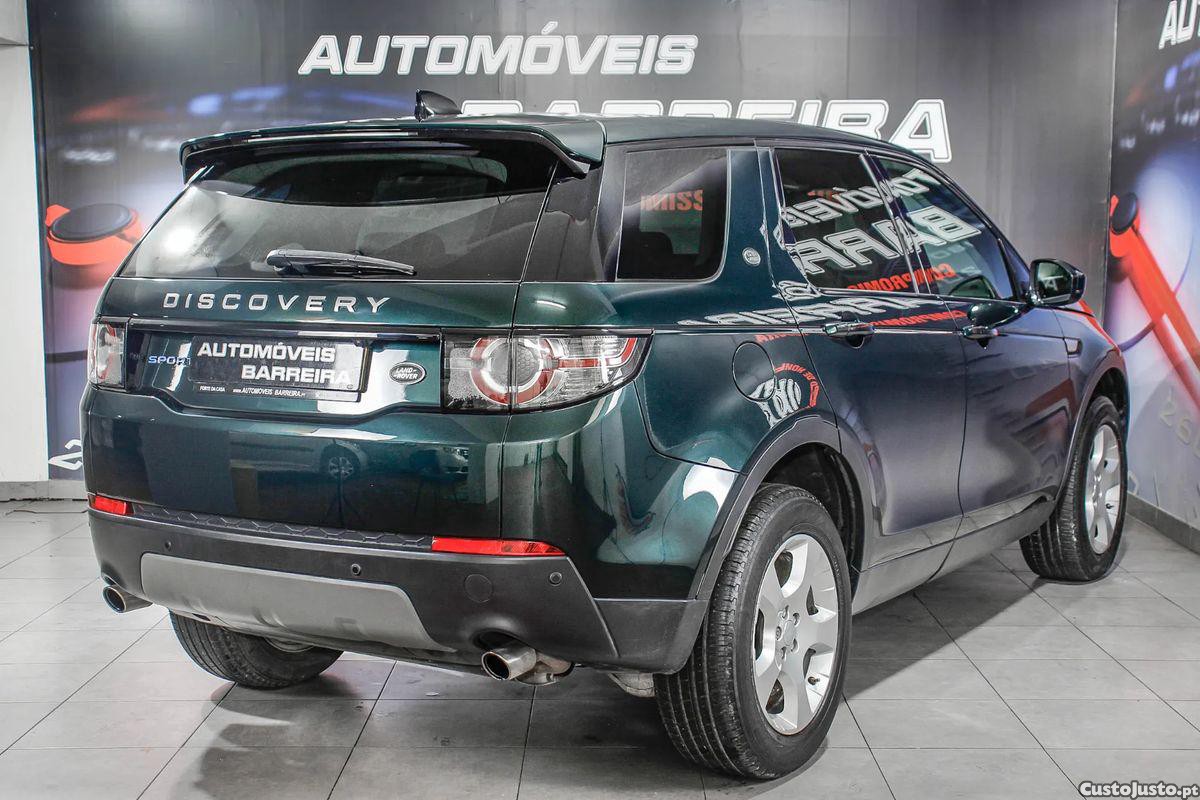 Land Rover Discovery Sport 2.0 eD4 SE — fotografia 18
