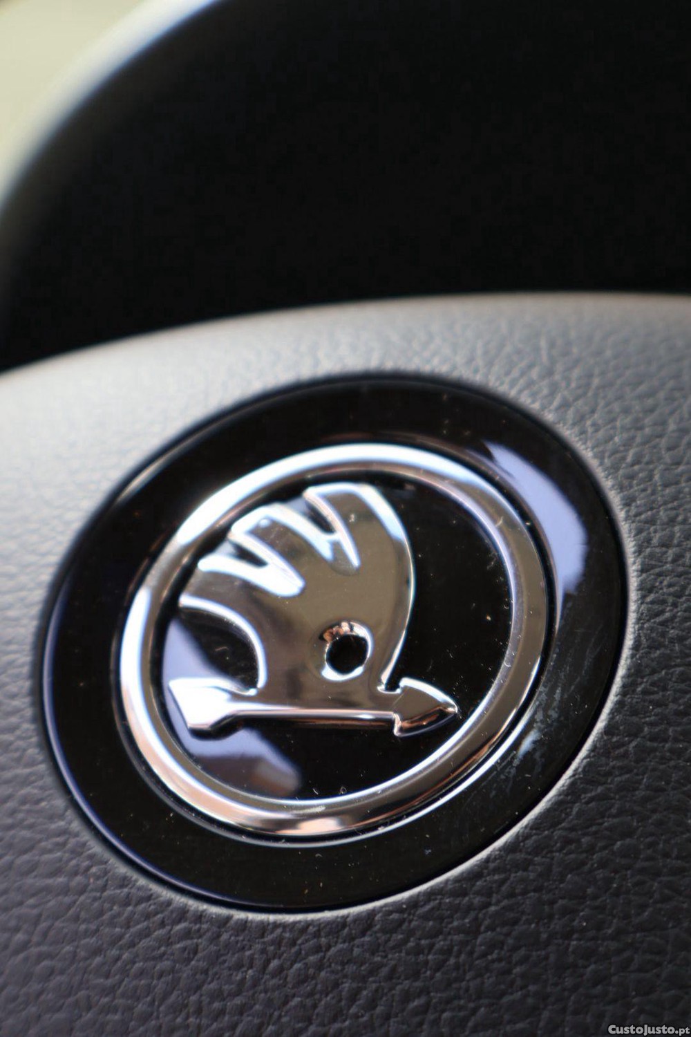 Skoda Rapid 1.6 Tdi — fotografia 13