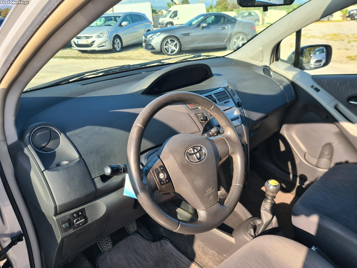 Toyota Yaris 1.33 VVT-i 101cv — fotografia 8