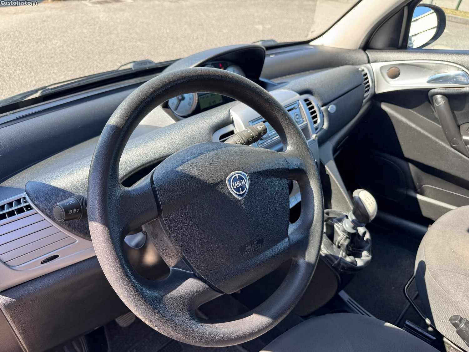 Lancia Ypsilon 1.2 Argento — fotografia 5