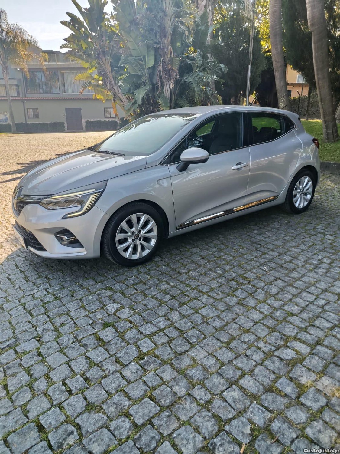 Renault Clio 1.0 TCE Intens DELUX — fotografia 19