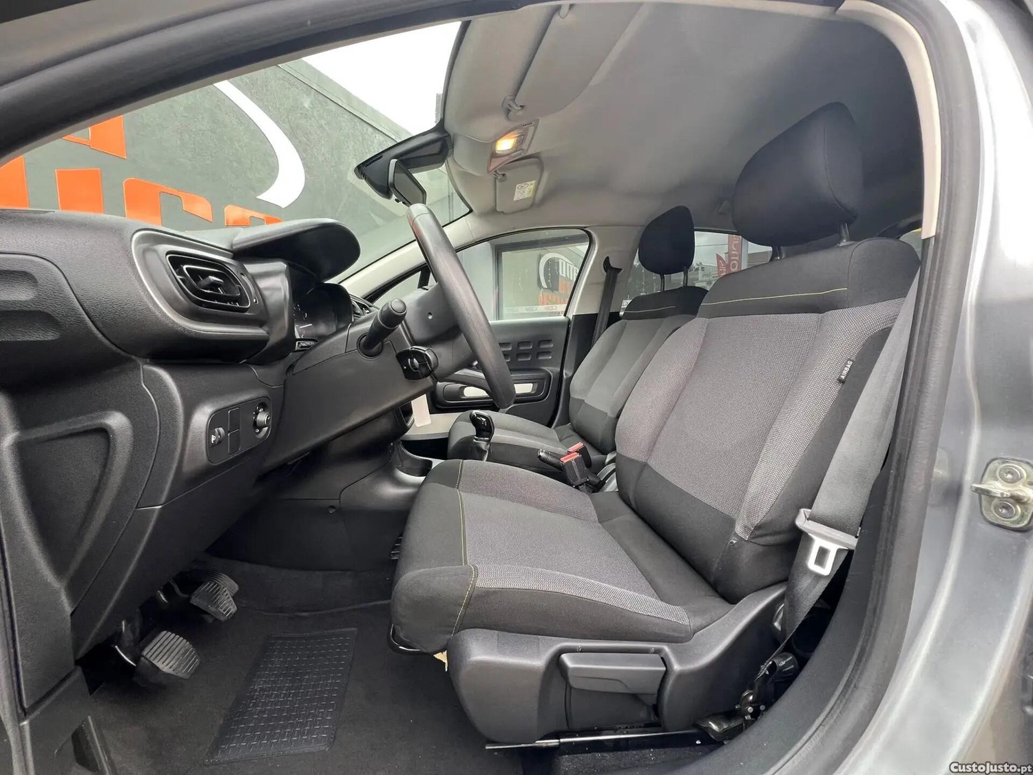Citroën C3 1.2 PureTech C-Series - 21 — photo 5