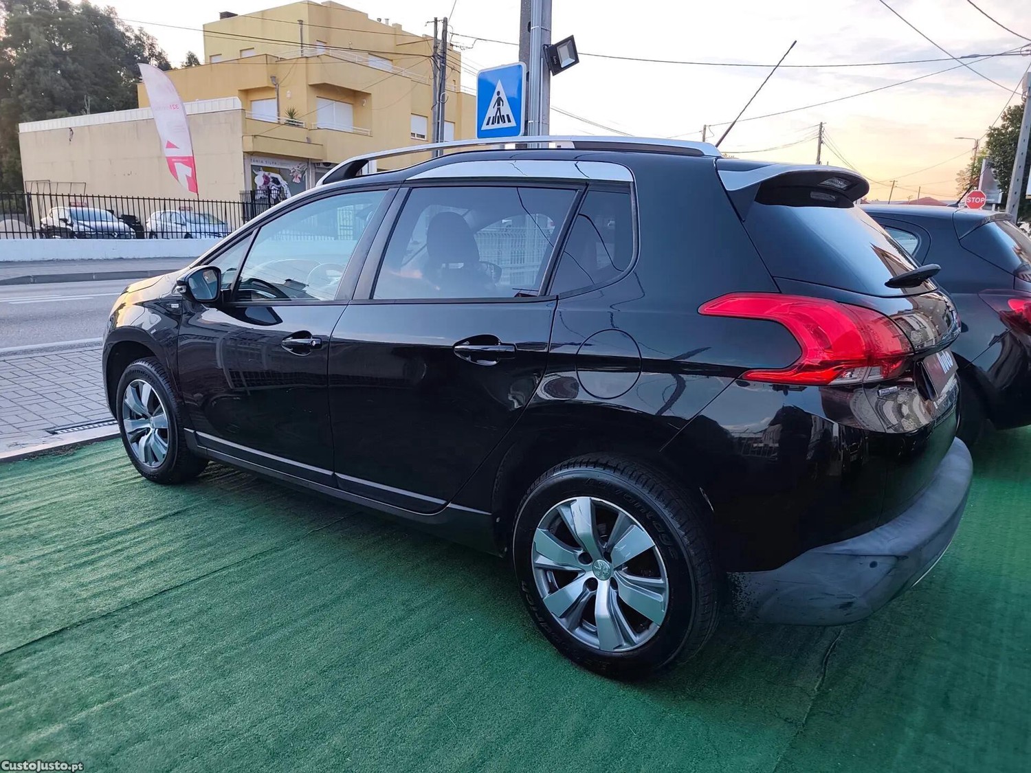 Peugeot 2008 1.2 PureTech Style — photo 5
