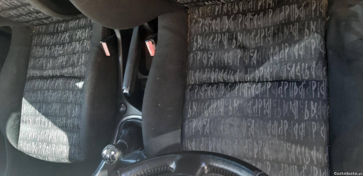 Peugeot 307 HDI 1.4 — photo 2