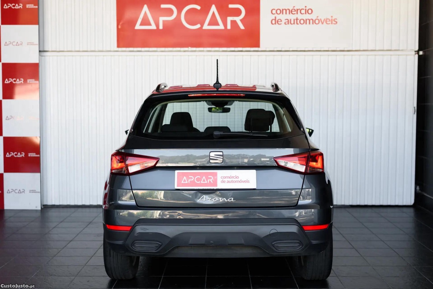 Seat Arona 1.0 TSI Reference - 24 — photo 4