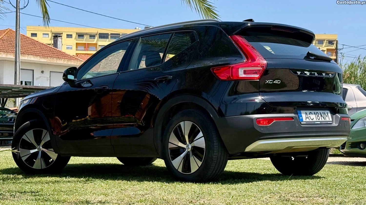 Volvo XC 40 1.5 T5 PHEV INSCRIPTION — fotografia 14