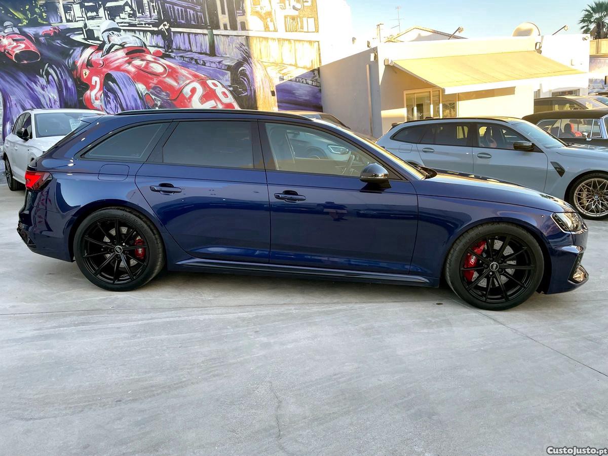 Audi A4 RS4 Avant 2.9 TFSI Quattro - 19 — photo 2