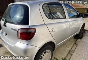 Toyota Yaris (P1) — fotografia 2