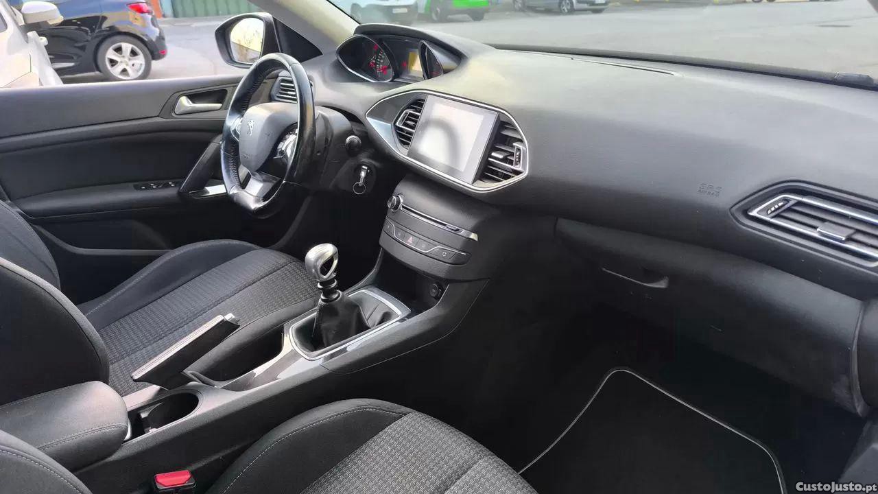 Peugeot 308 1.5 bluehdi active pack - 18 — photo 4