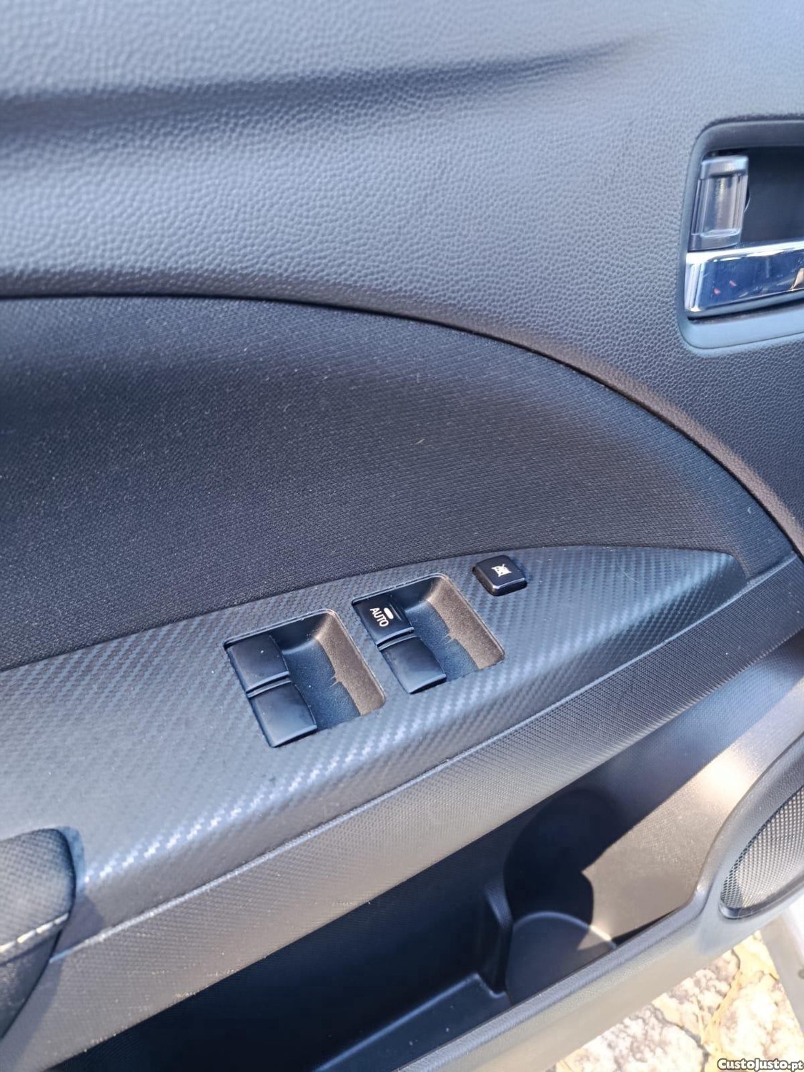 Mitsubishi Space Star 1.2 CONNECT EDITION — fotografia 4