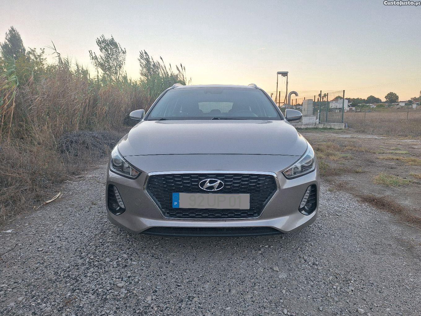 Hyundai i30 SW 1.6 CRDi - 18 — photo 5