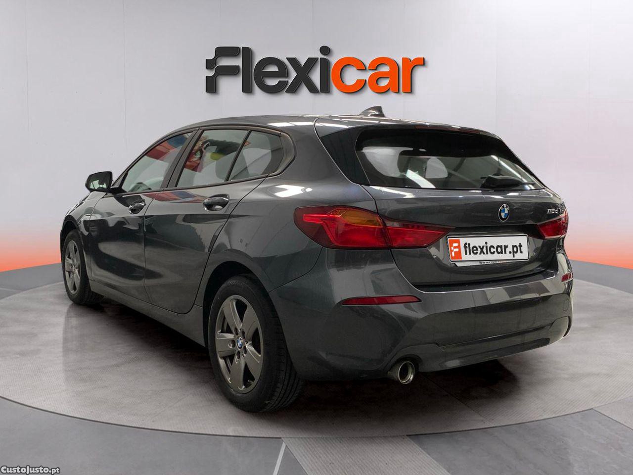 BMW 116 d Advantage — fotografia 14