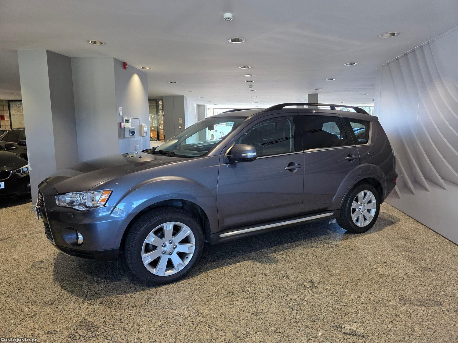 Mitsubishi Outlander 2.2 DI-D Instyle Navi - 12 — photo 5
