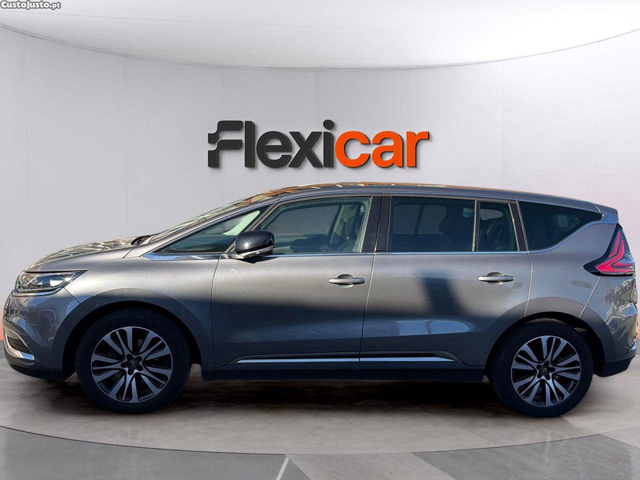 Renault Espace 1.6 dCi Initiale Paris EDC - 18 — photo 4