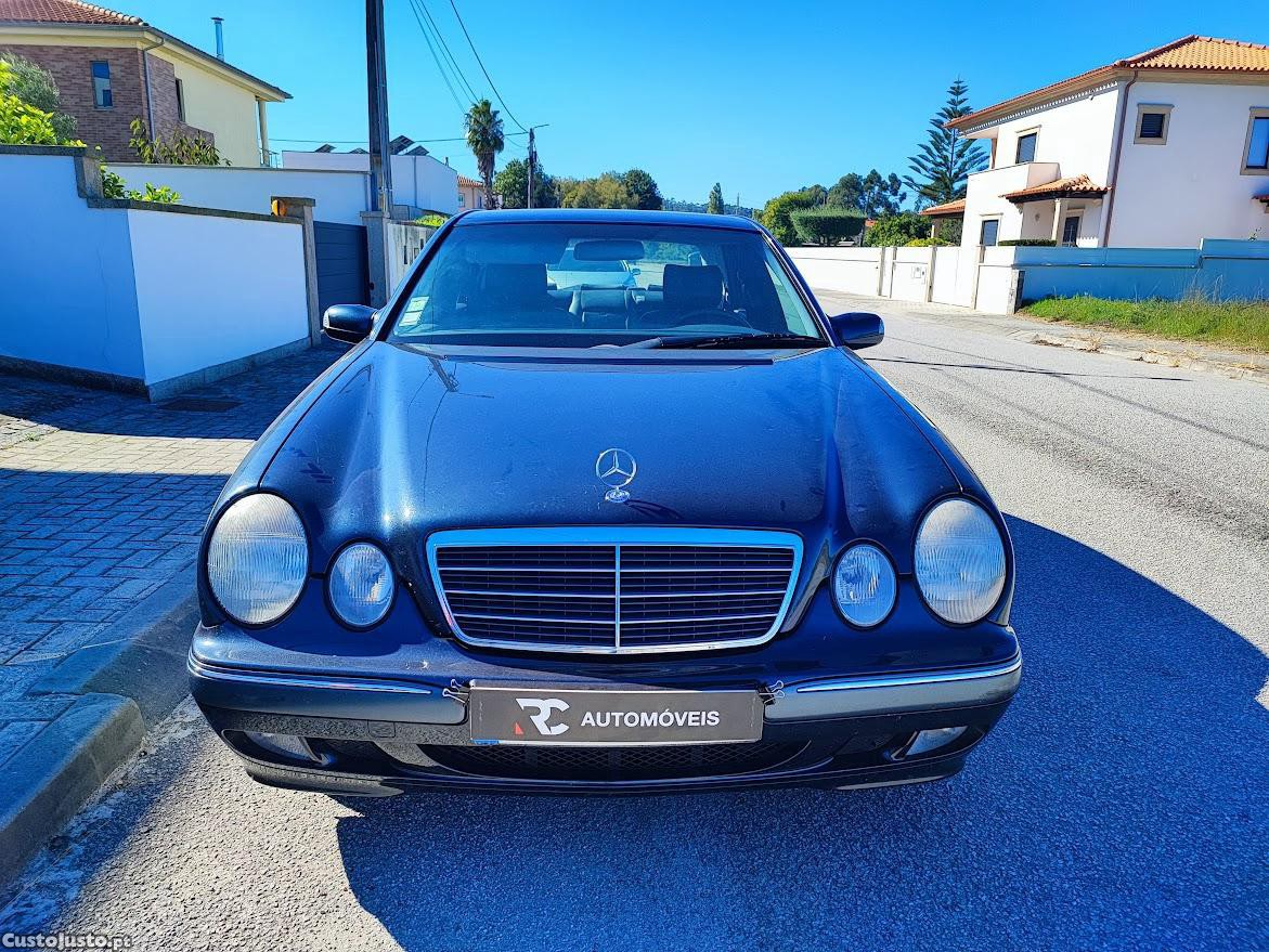 Mercedes-Benz E 200 Elegance - 01 — photo 3