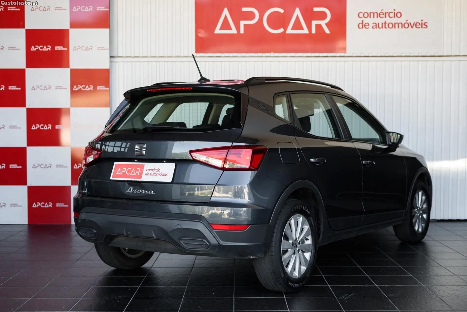 Seat Arona 1.0 TSI Reference - 24 — photo 3