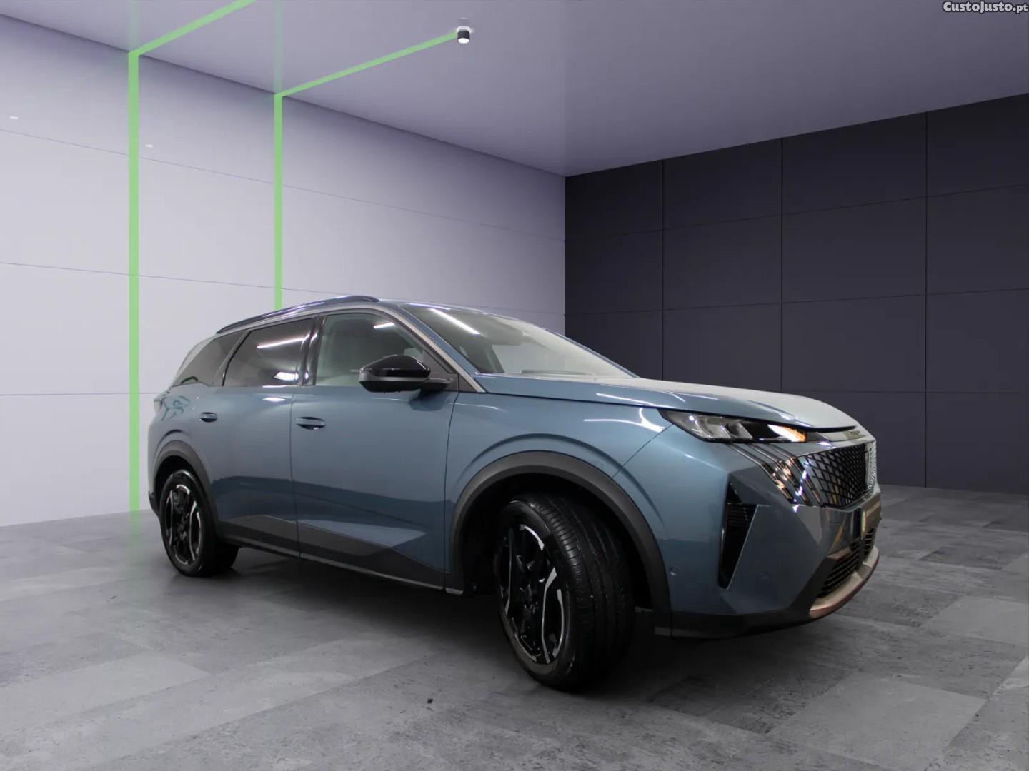 Peugeot e-5008 73 kWh GT - 24 — photo 3