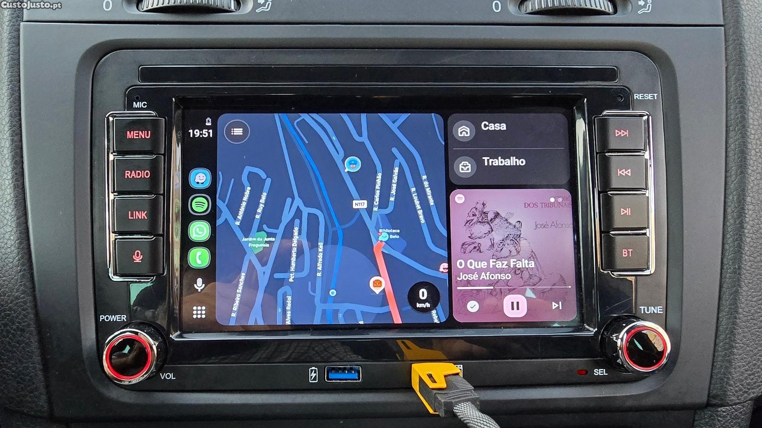 Volkswagen Golf R 2.0 TSI — fotografia 8