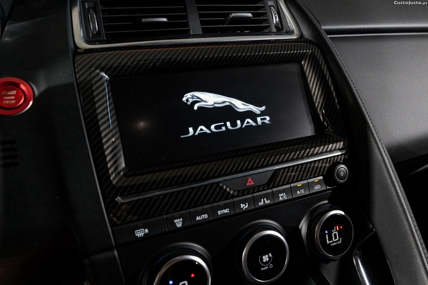 Jaguar E-Pace 2.0 P200 AWD Aut. — fotografia 16