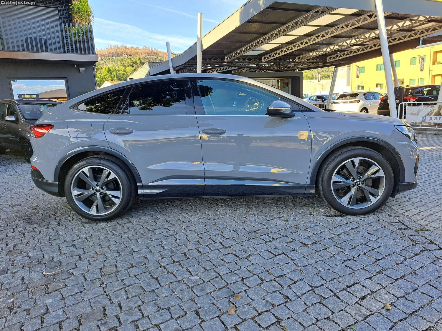 Audi Q4 Sportback e-tron 40 - 21 — photo 3