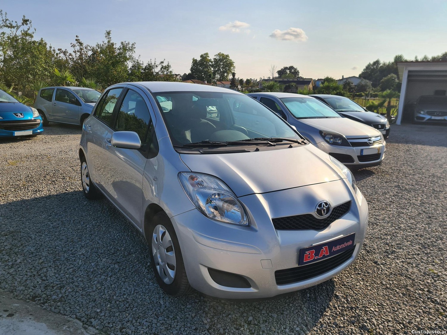 Toyota Yaris 1.33 VVT-i 101cv — fotografia 9