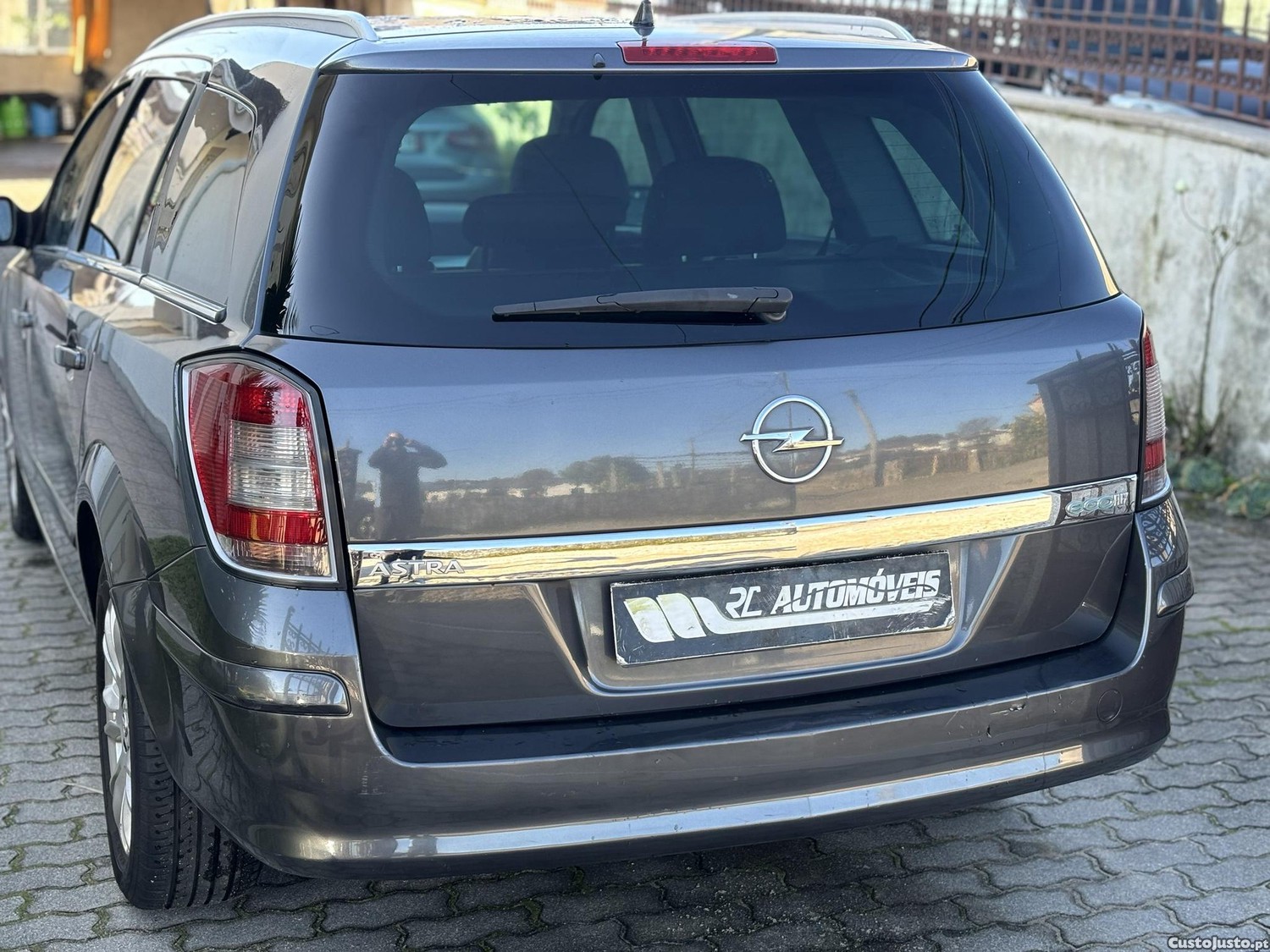 Opel Astra 1700CDTI 100CV COSMO — fotografia 8