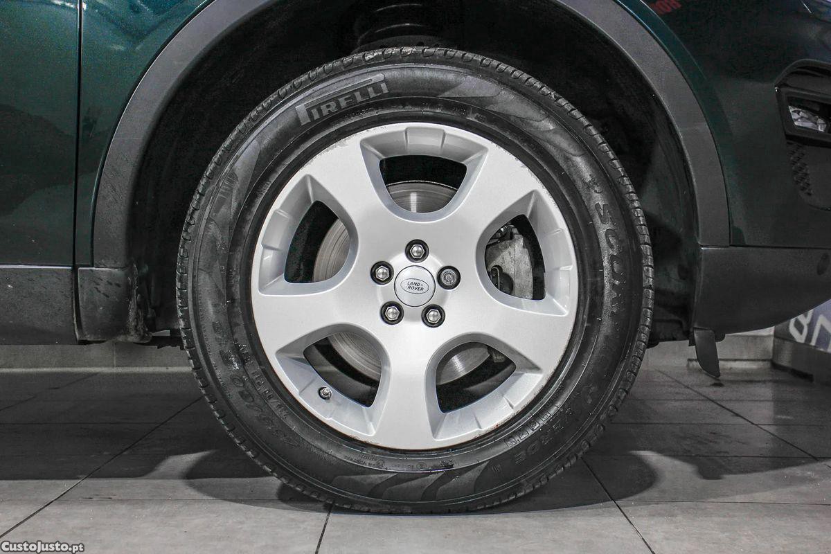 Land Rover Discovery Sport 2.0 eD4 SE — fotografia 12