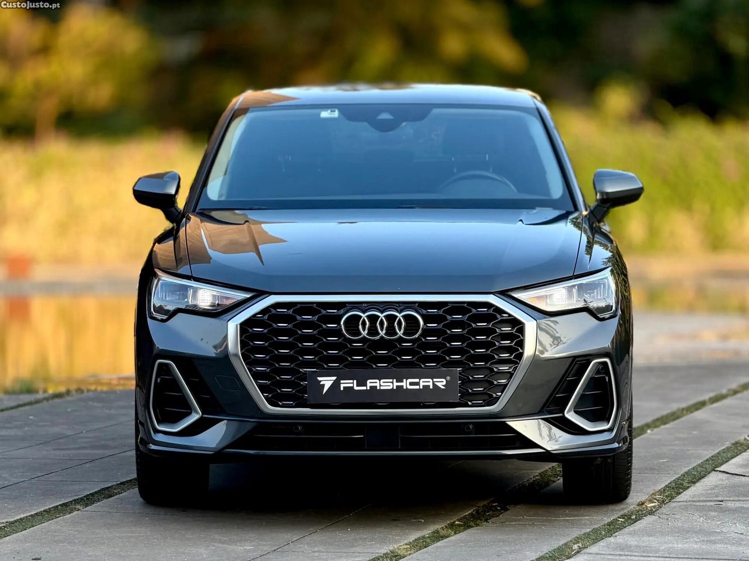 Audi Q3 35 TDI S line S tronic - 25 — photo 3