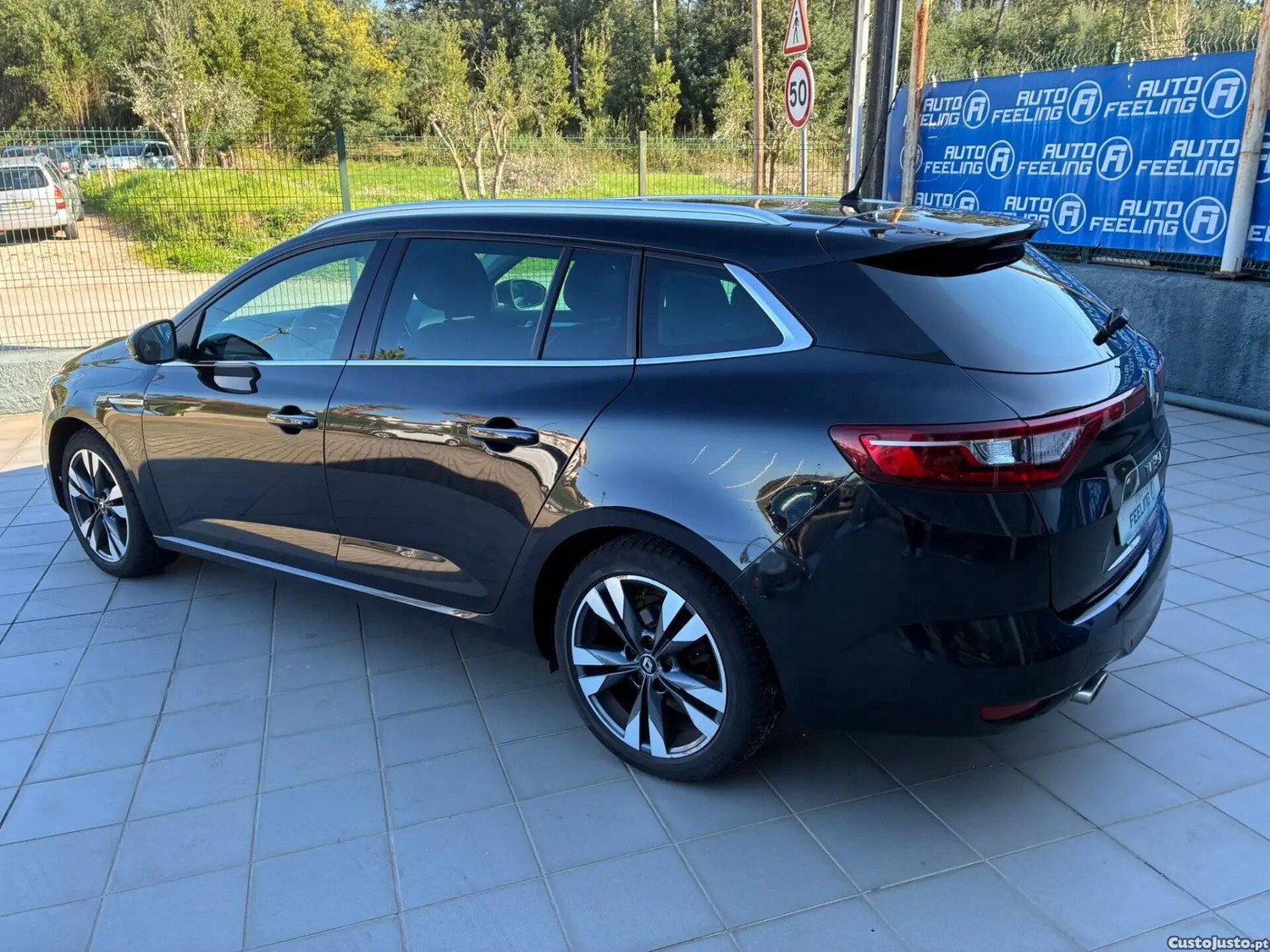 Renault Mégane IV SPORT TOURER 1.5 DCI INTENSE — photo 3