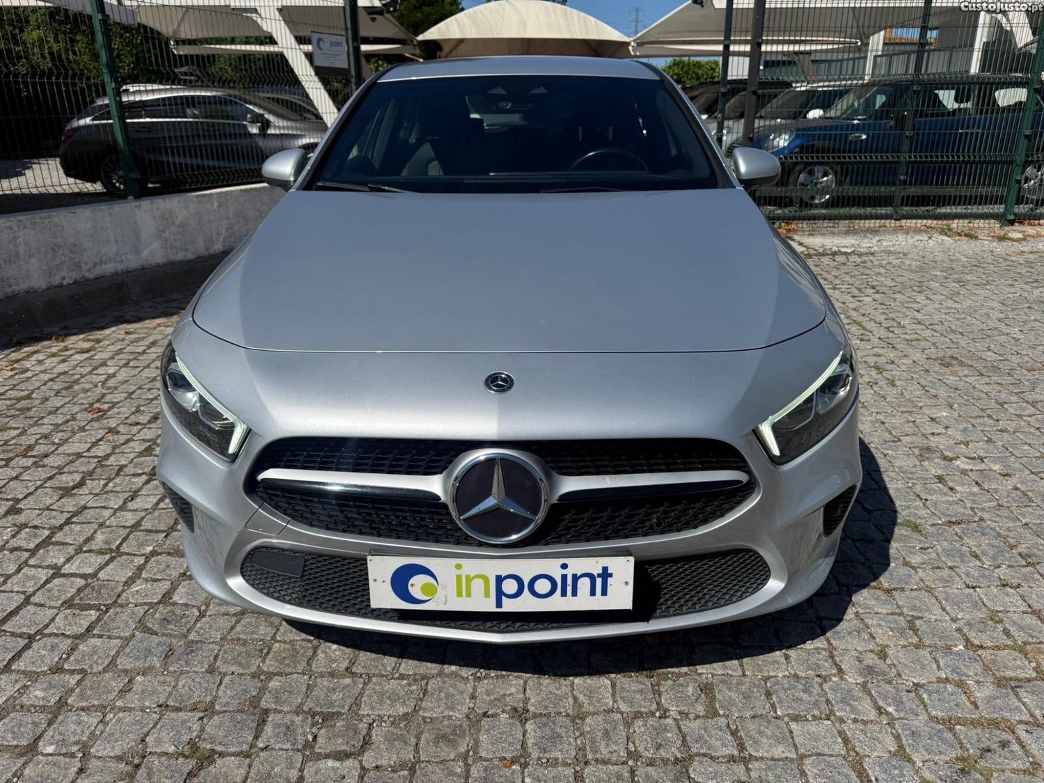 Mercedes-Benz A 180 d 7G-DCT Progressive — fotografia 14