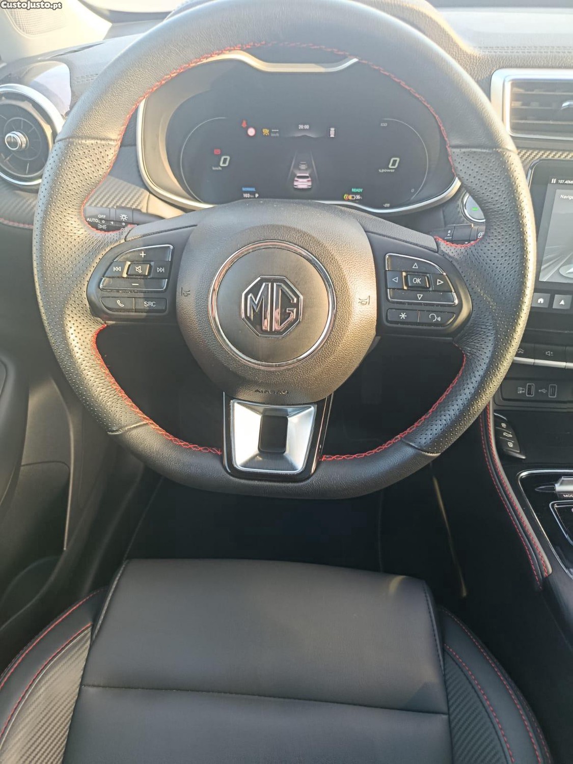 MG ZS EV 72.6 Luxury — fotografia 9