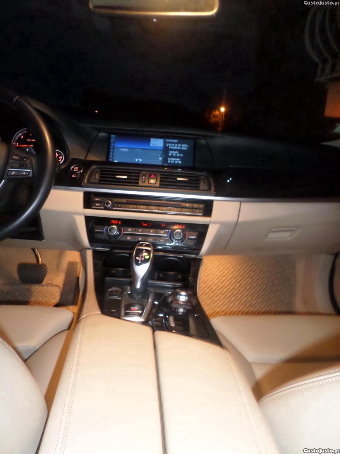 BMW 520 D AUTO - NACIONAL - SÓ  72 941 KM - 12 — photo 4
