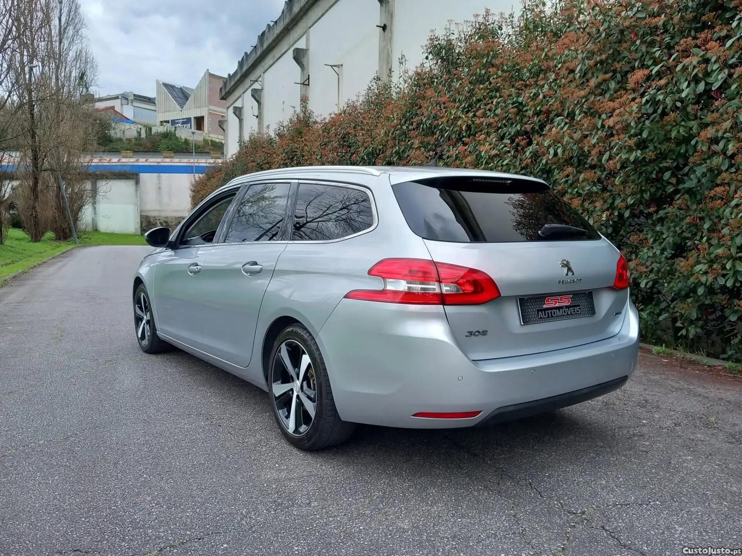 Peugeot 308 2.0 BlueHDi Allure EAT6 — photo 3