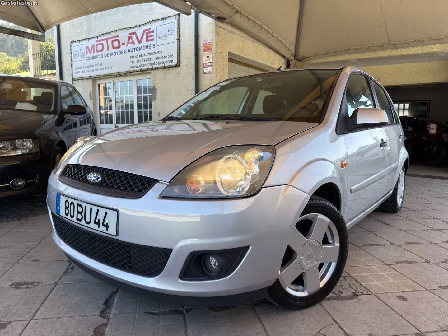 Ford Fiesta 1.25 trend — photo 2