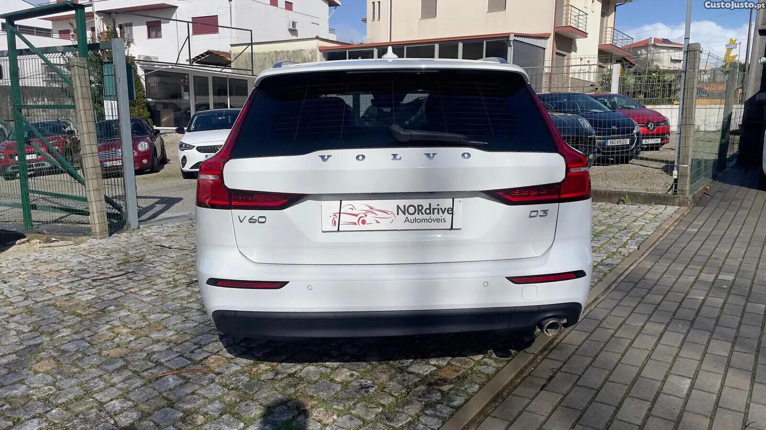 Volvo V60 D3 Momentum Pro - 19 — photo 3