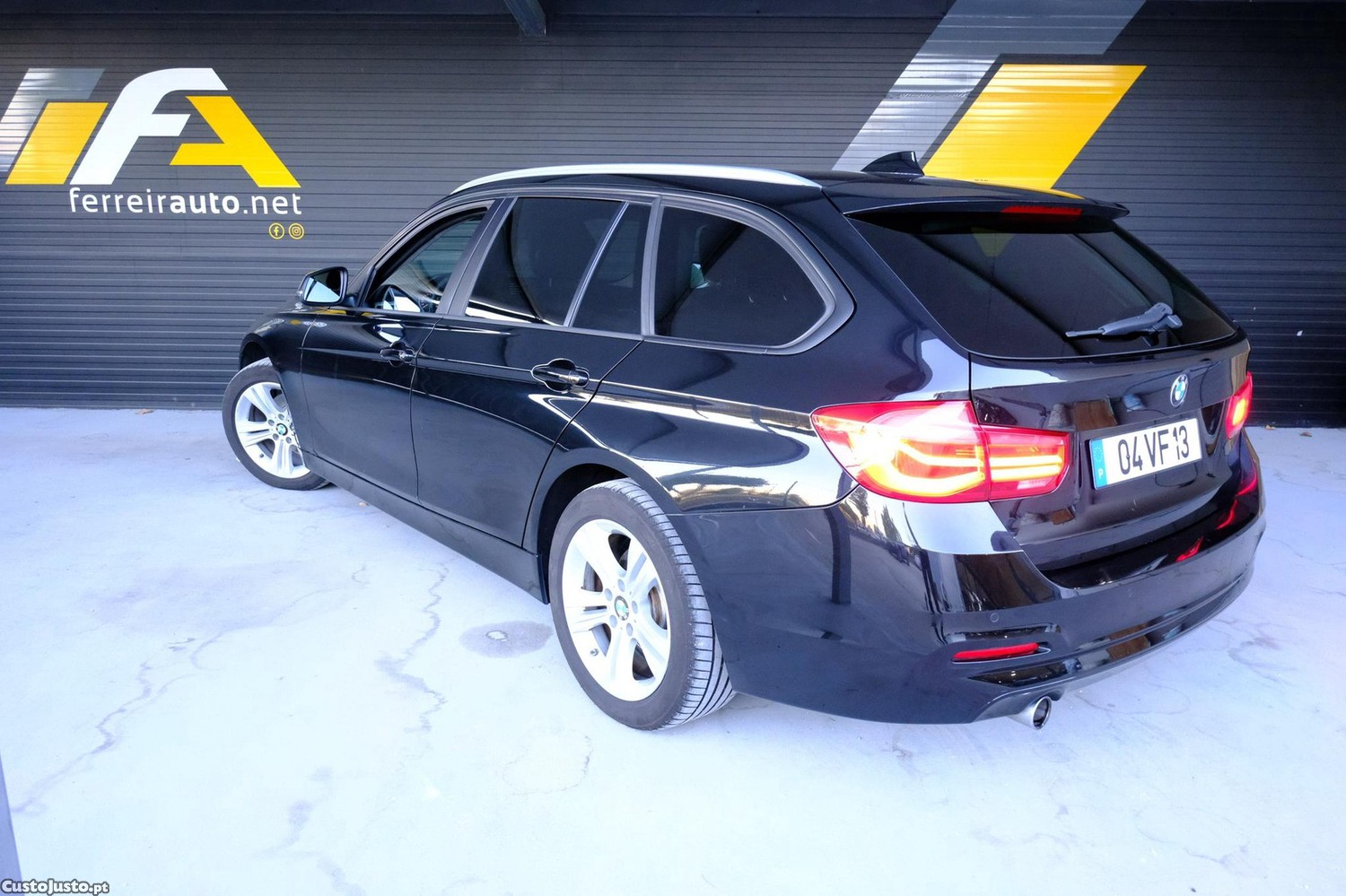 BMW 318 d Touring Line Sport Auto - 18 — photo 2