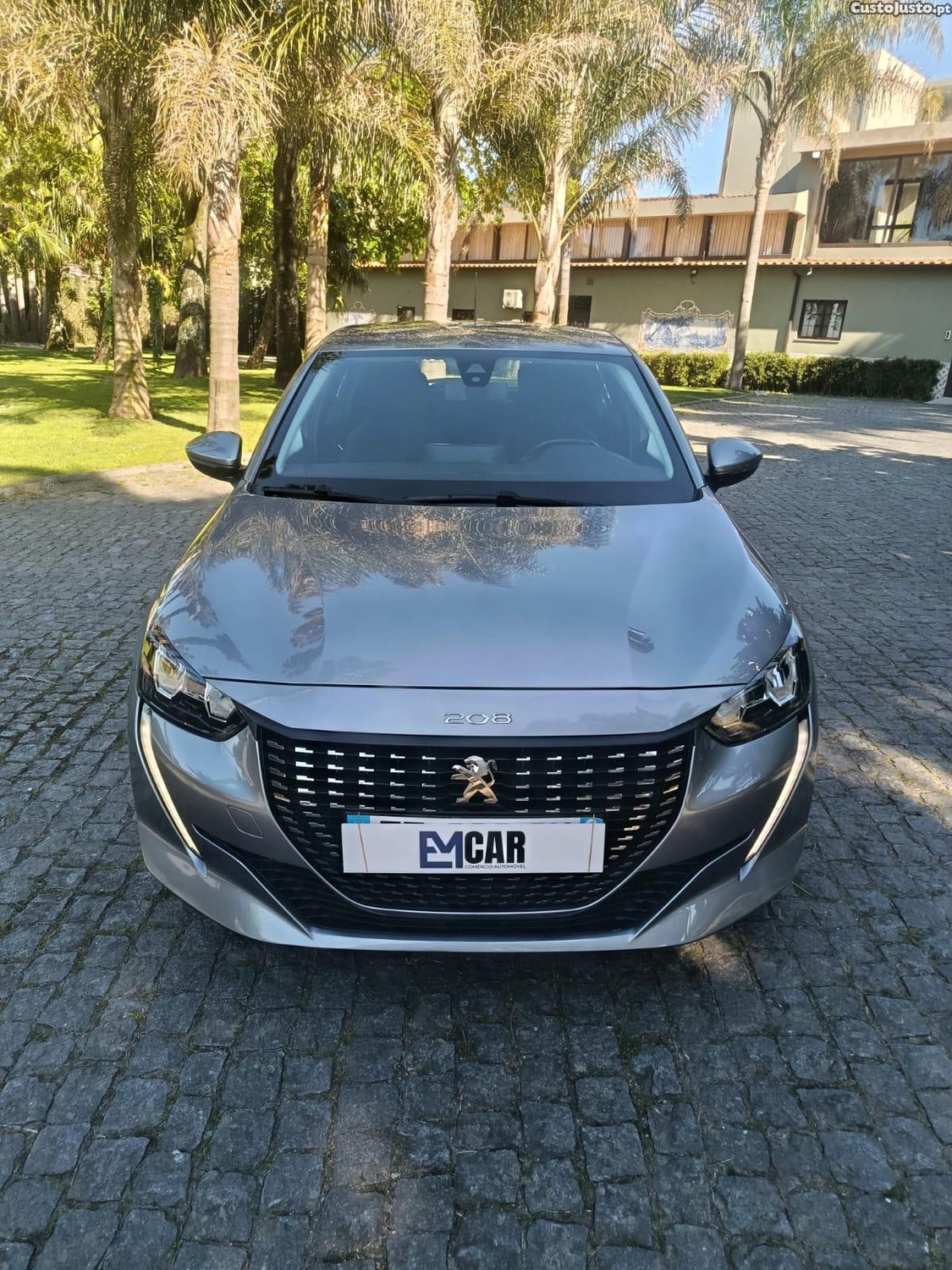 Peugeot 208 1.2 Pure Tech Active — fotografia 16