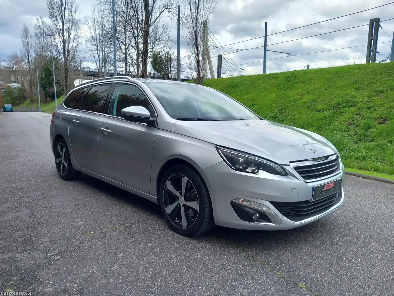 Peugeot 308 2.0 BlueHDi Allure EAT6 — photo 2