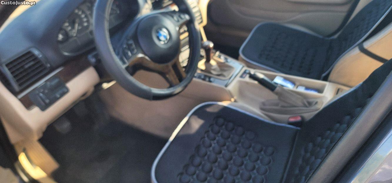 BMW 320 320d 150cv — photo 4