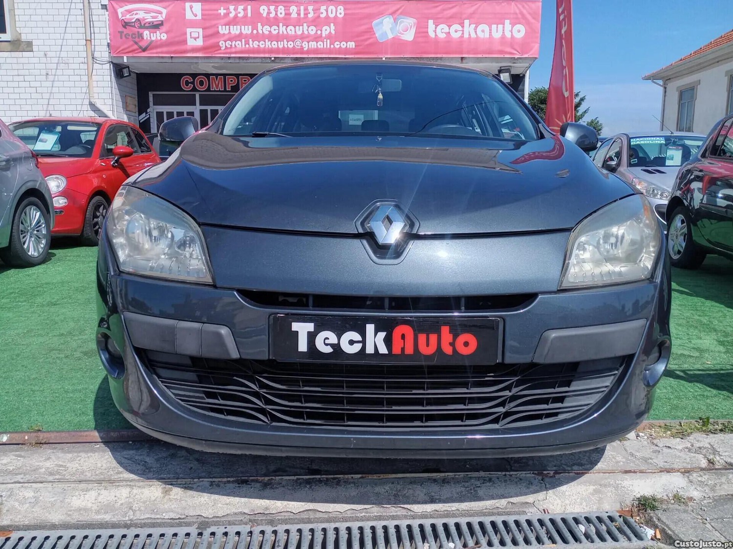 Renault Mégane 1.5 dCi Dynamique - 10 — photo 3