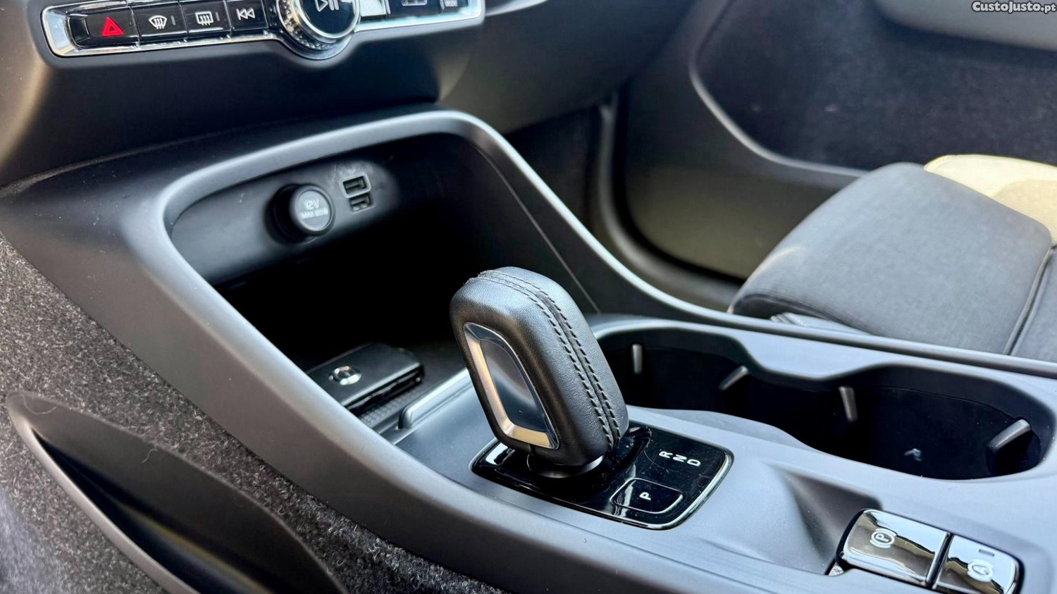 Volvo XC 40 1.5 T5 PHEV INSCRIPTION — fotografia 4