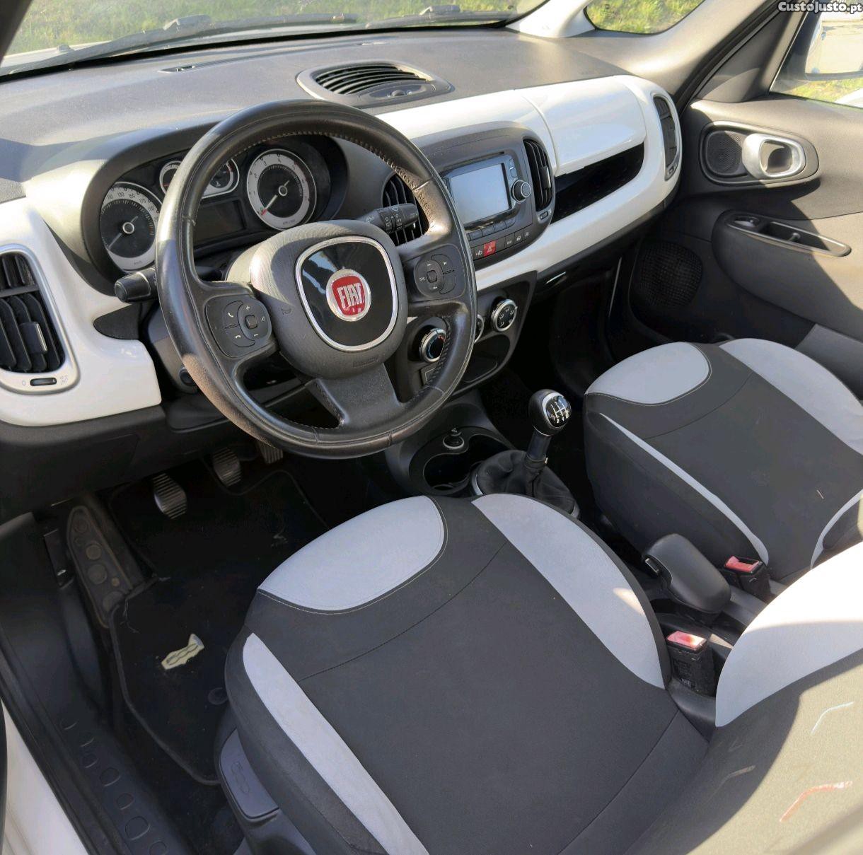 Fiat 500L 199 — photo 3