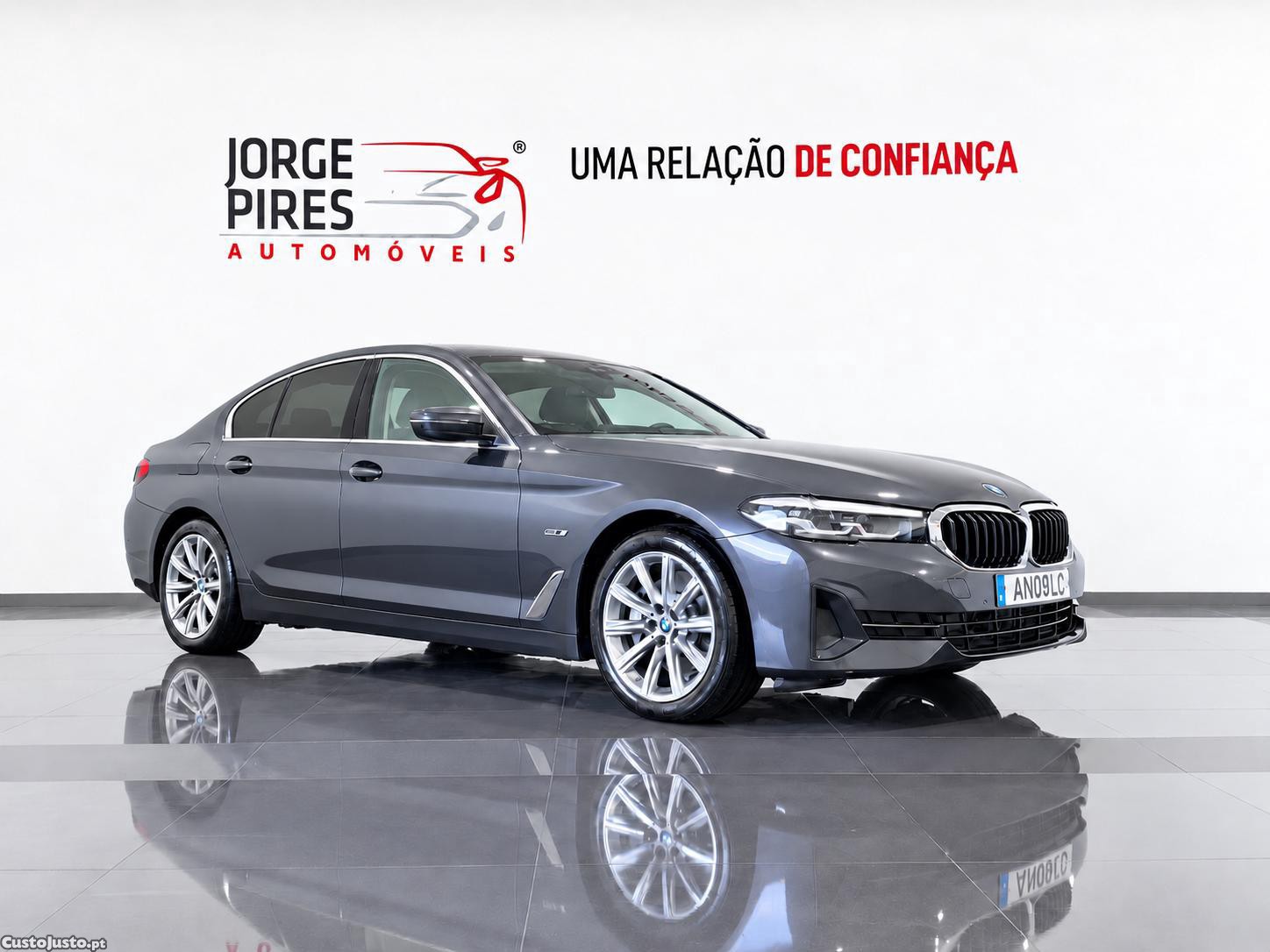 BMW 520 E LINE LUXURY AUTO 204 CV - NACIONAL - 55028 KM - 22 — photo 3