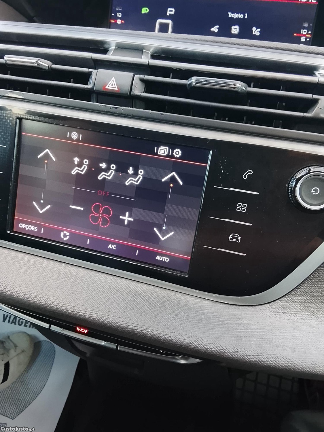 Citroën C4 Grand Picasso 1600 hdi - 17 — photo 4