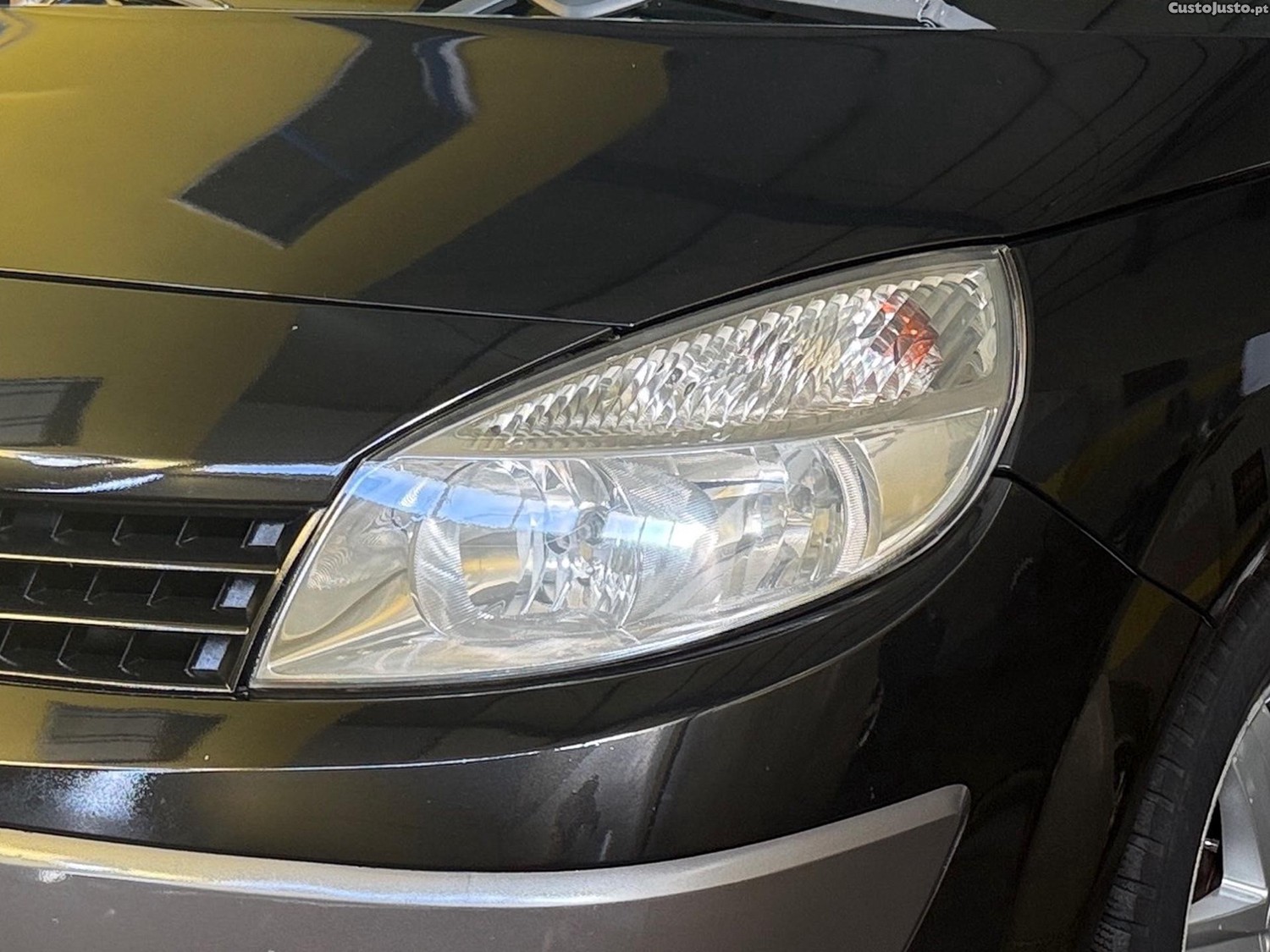 Renault Grand Scénic 1.5 dCi — photo 5
