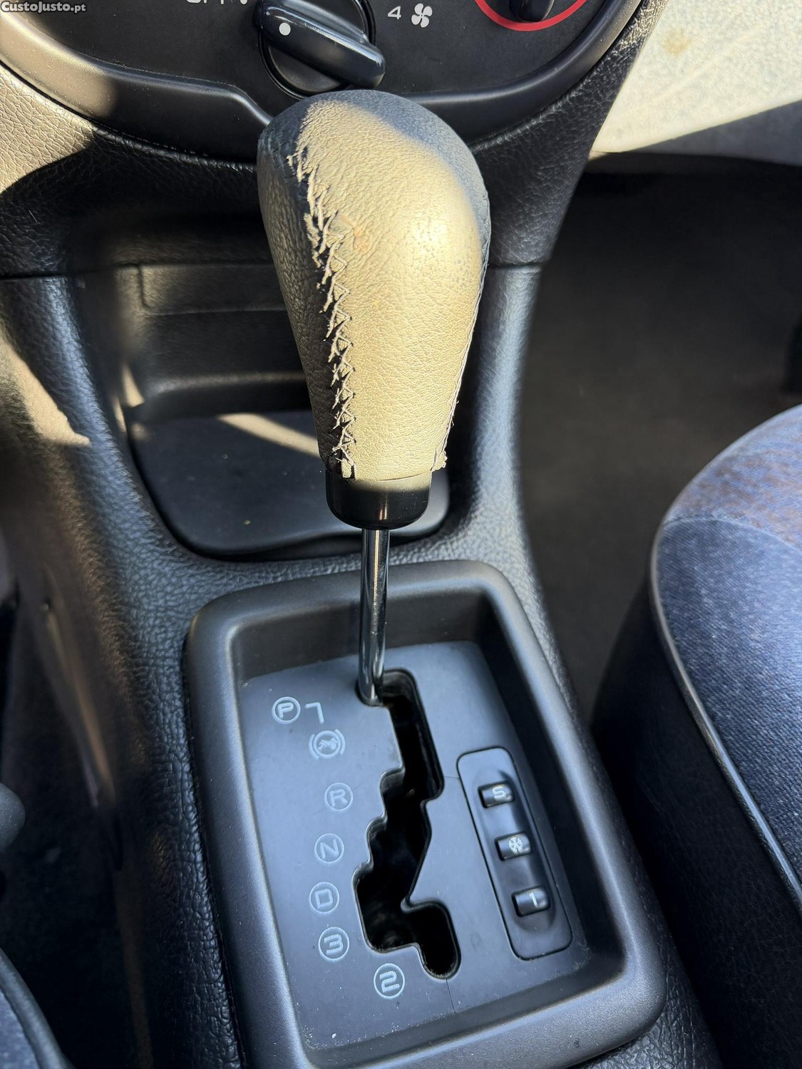 Peugeot 206 Caixa Automática — photo 2